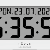 LAVVU Bílé digitální hodiny s češtinou MODIG řízené rádiovým signálem