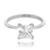 MINET Strieborný prsteň s veľkým bielym zirkónom veľkosť 53