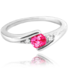 MINET Elegantný strieborný prsteň s červeným zirkónom veľkosť 57
