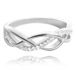 MINET Strieborný opletený prsteň s bielymi zirkónmi veľkosť 65