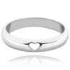 MINET+ Strieborný snubný prsteň so srdcom veľkosti 55