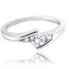 MINET Elegantný strieborný prsteň s bielymi zirkónmi veľkosť 55